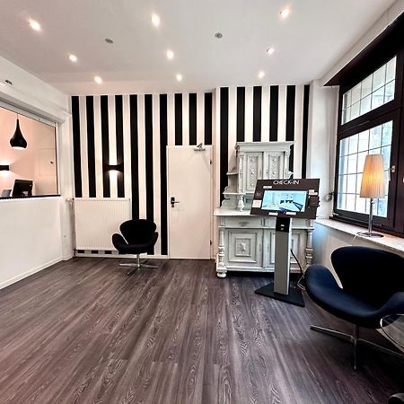 Hotel Alt Deutz City-Messe-Arena Kontaktloser Self Check-In Colonia Exterior foto