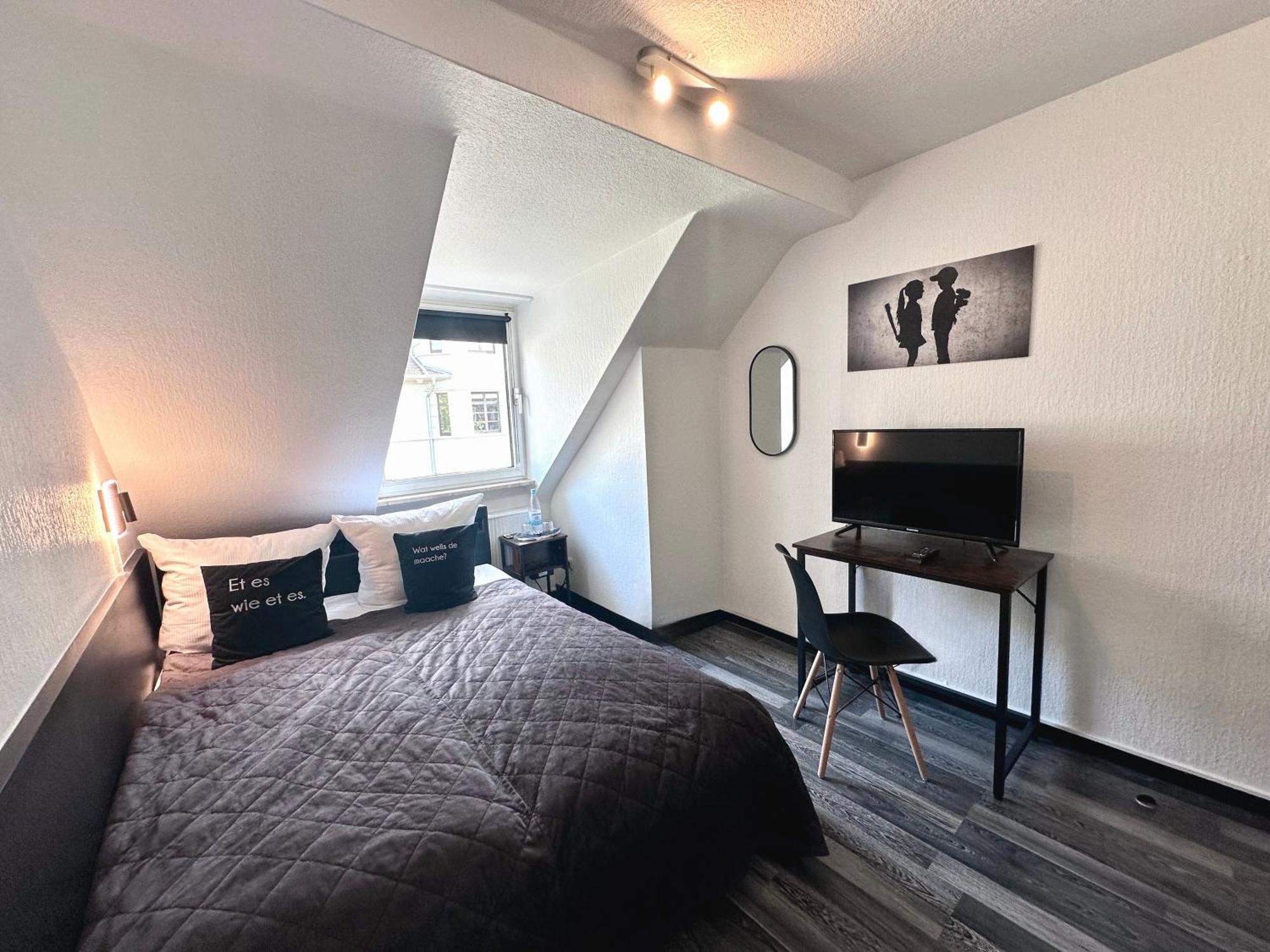 Hotel Alt Deutz City-Messe-Arena Kontaktloser Self Check-In Colonia Exterior foto