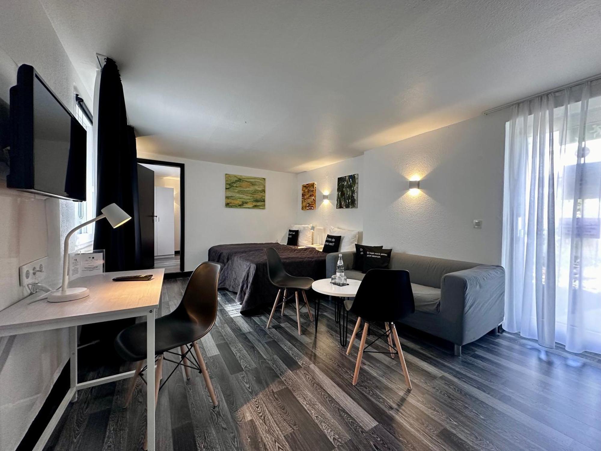 Hotel Alt Deutz City-Messe-Arena Kontaktloser Self Check-In Colonia Exterior foto