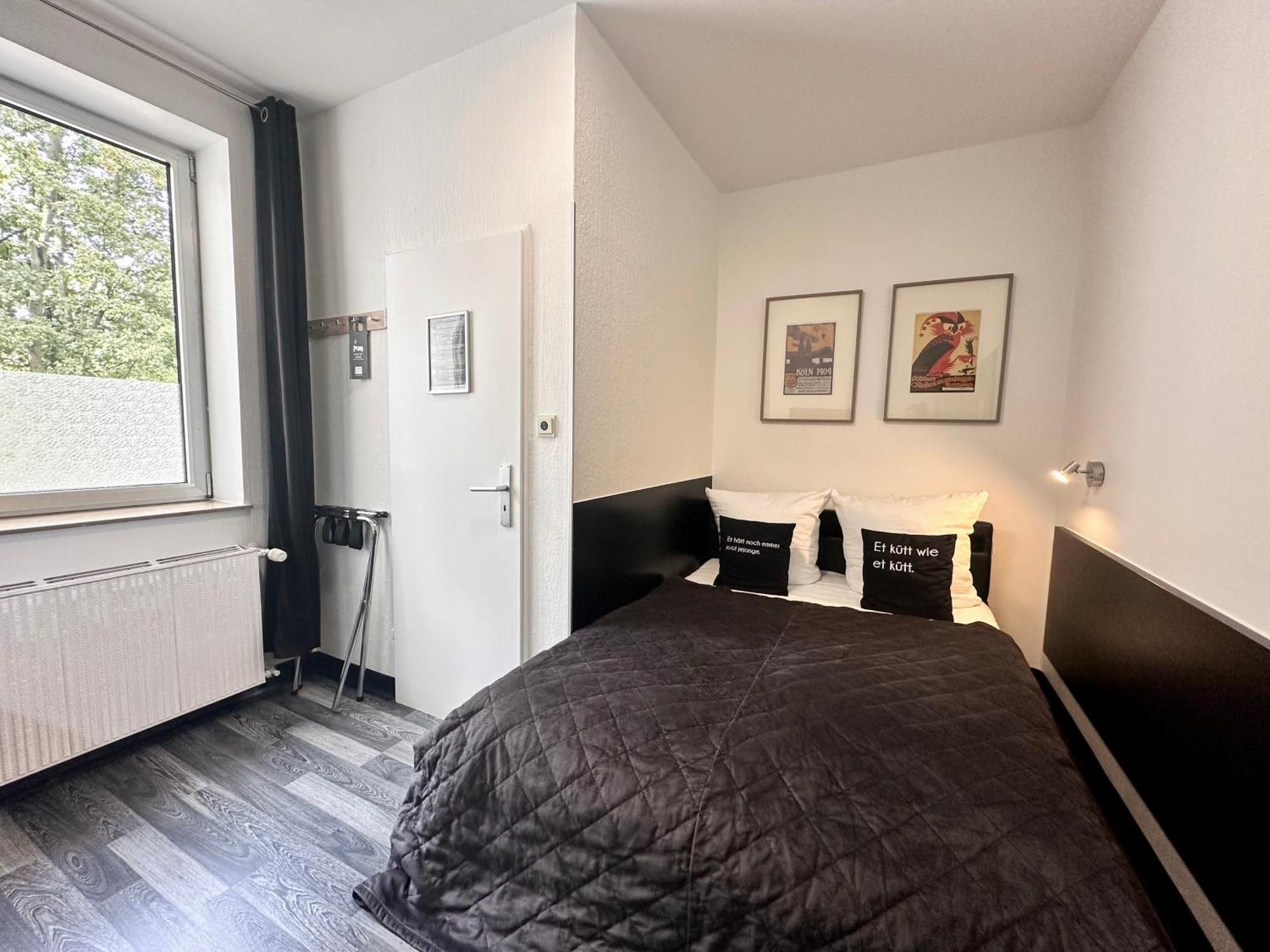 Hotel Alt Deutz City-Messe-Arena Kontaktloser Self Check-In Colonia Exterior foto