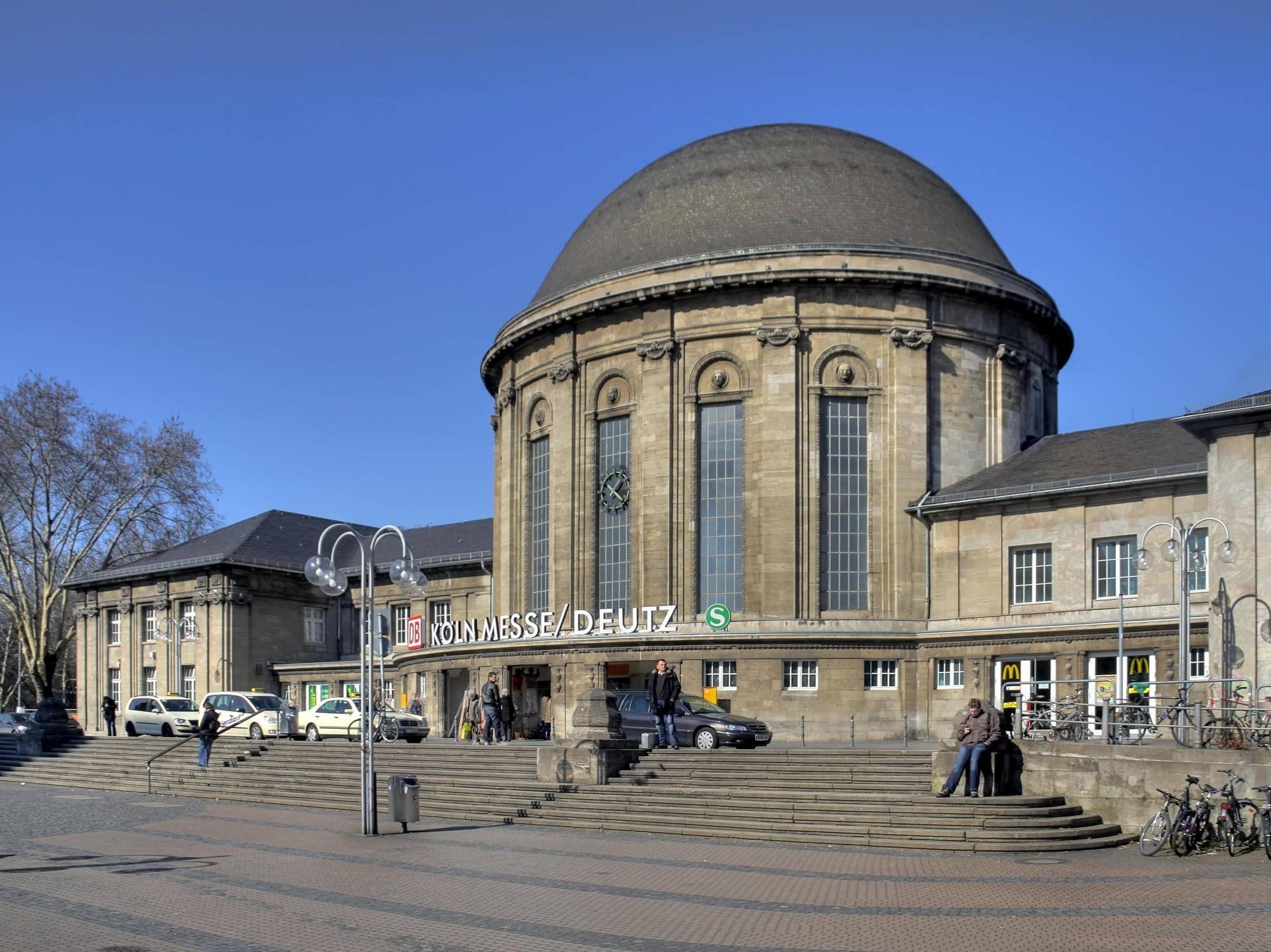 Hotel Alt Deutz City-Messe-Arena Kontaktloser Self Check-In Colonia Exterior foto